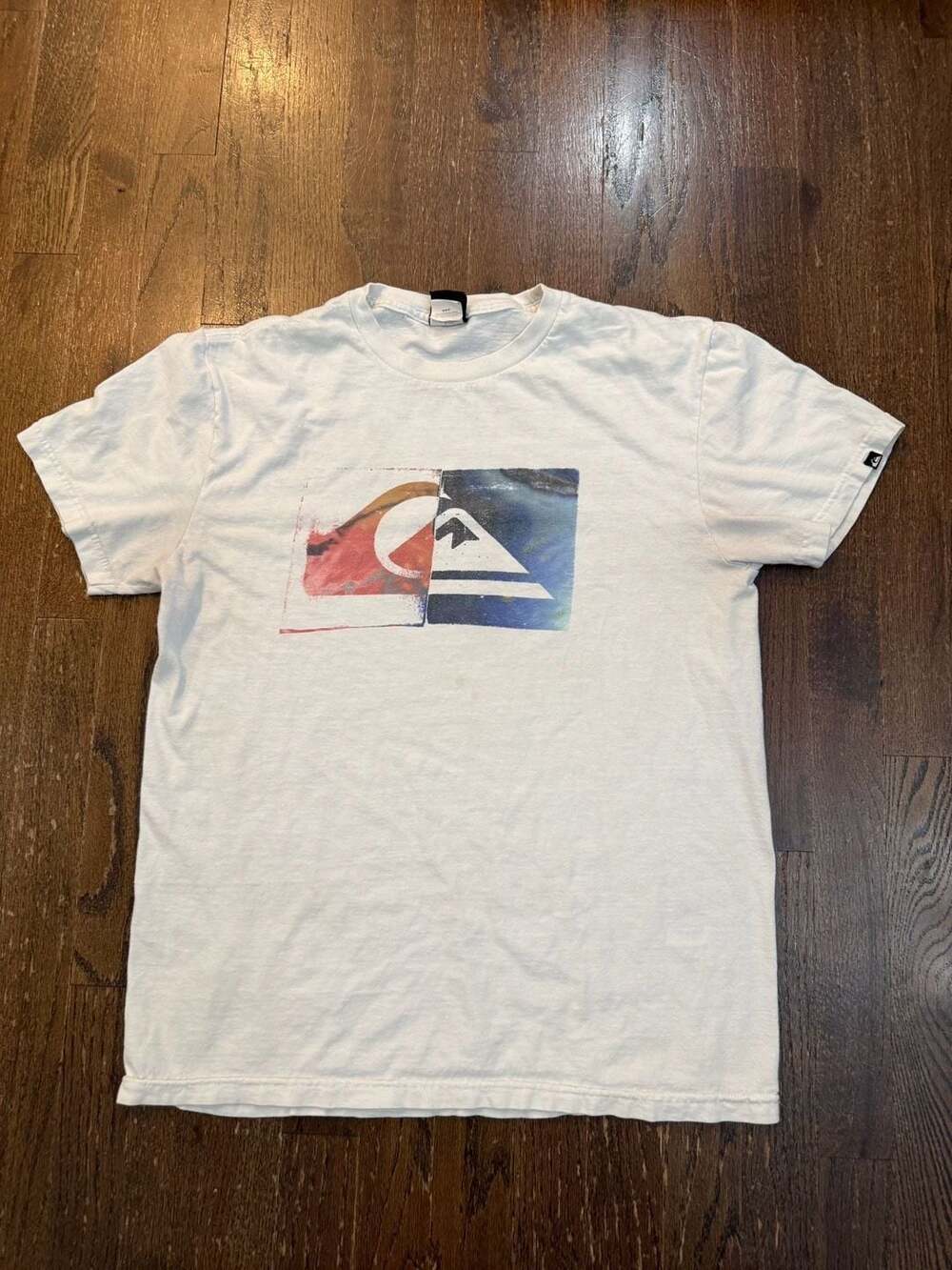 Y2K Quiksilver Graphic Logo White Short Sleeve T-Shirt